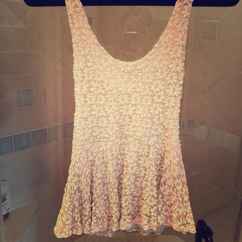 Pins and needles white floral top